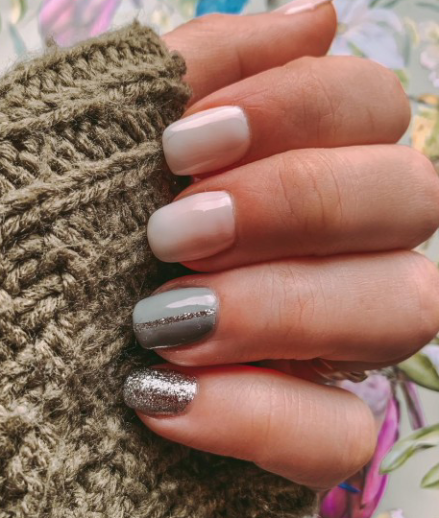 Gēllakas manikīrs, Rīga