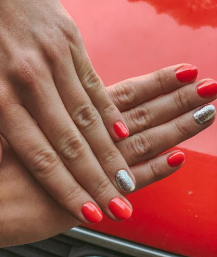 Gēllakas manikīrs, Rīga