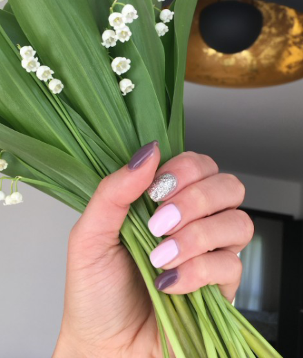 Manikīrs, Ikšķile