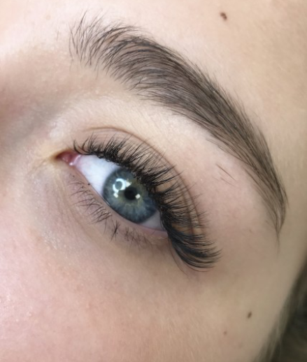 Skropstas un uzacis, Jelgava