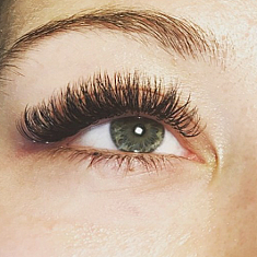 Skropstas un uzacis, Liepāja