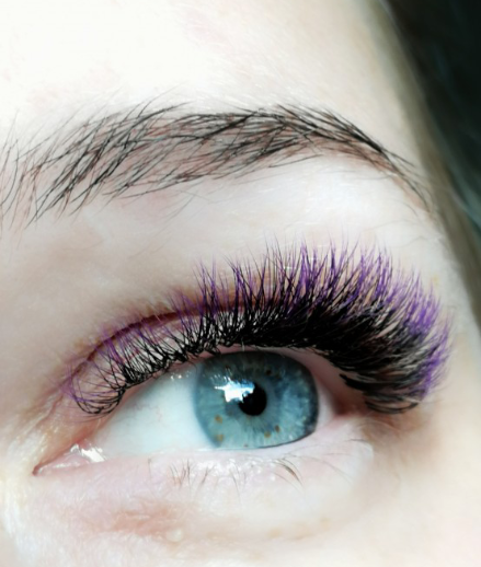 Skropstas un uzacis, Smiltene