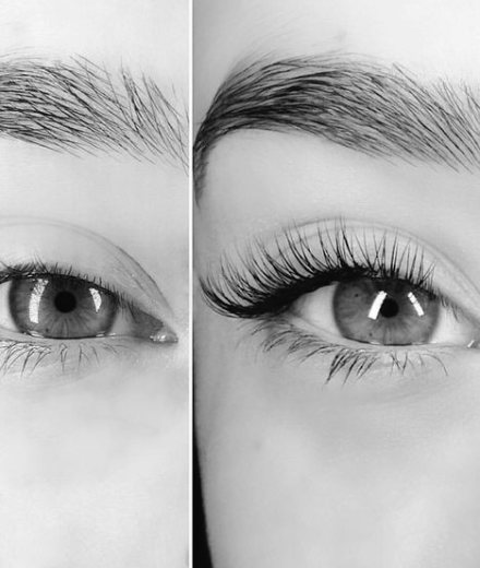 Skropstas un uzacis, Rīga