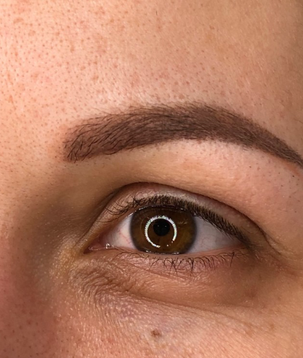 Skropstas un uzacis, Rīga