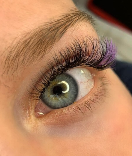 Skropstas un uzacis, Liepāja