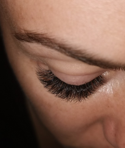 Skropstas un uzacis, Liepāja