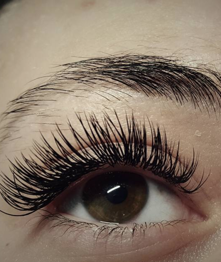 Skropstas un uzacis, Liepāja