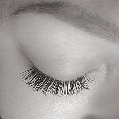 Skropstas un uzacis, Dobele