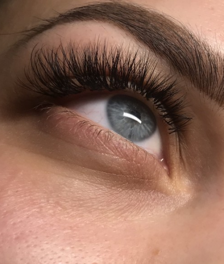 Skropstas un uzacis, Ludza