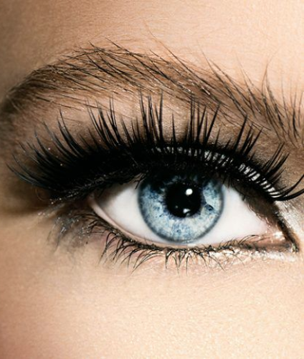 Skropstas un uzacis, Ogre