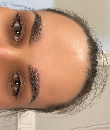 Skropstas un uzacis, Rīga