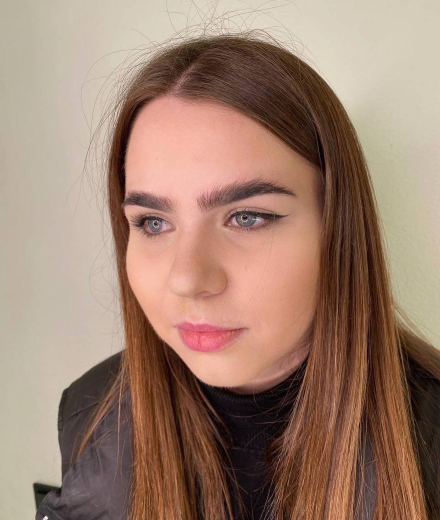 Skropstas un uzacis, Rīga