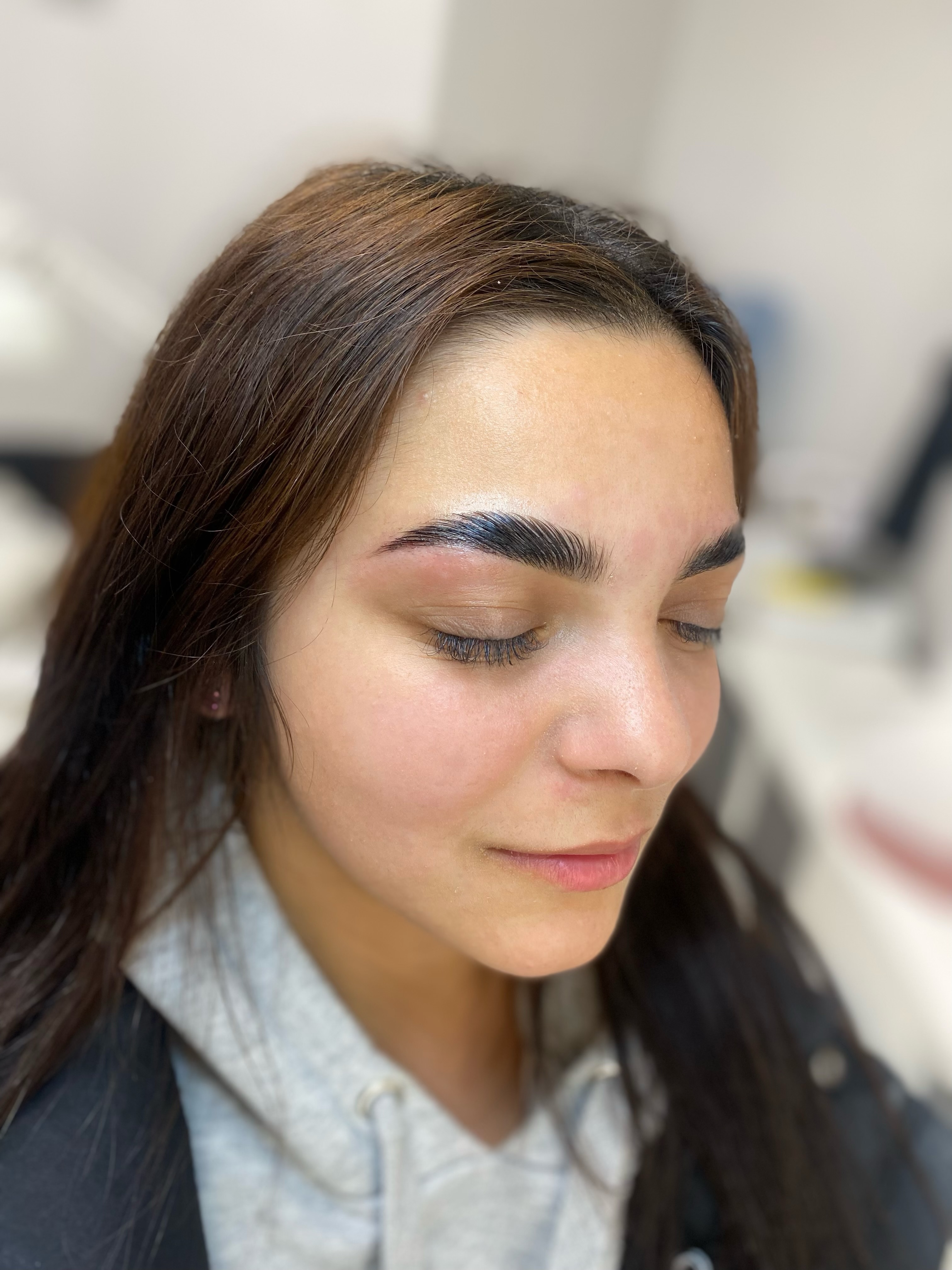 Skropstas un uzacis, Rīga