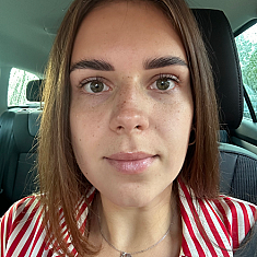 Skropstas un uzacis, Rīga