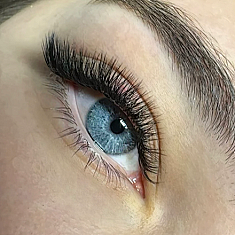 Брови и ресницы, Rīga