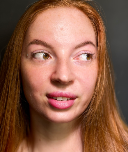 Skropstas un uzacis, Rīga