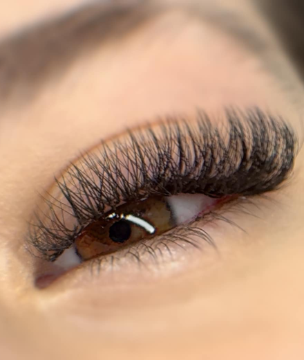 Skropstas un uzacis, Sigulda