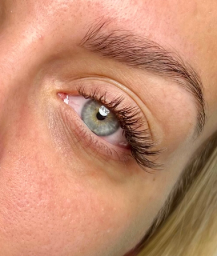 Skropstas un uzacis, Talsi