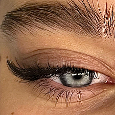 Lashes & brows, 