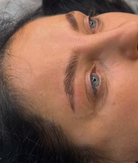 Skropstas un uzacis, Jelgava